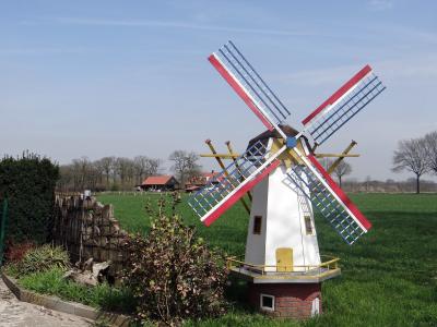 DSC00400-windmill-33.jpg