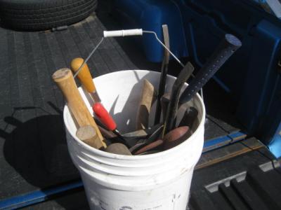 Bucket of tools 005.JPG
