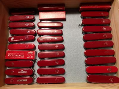 red-SAK-drawer-3.jpg