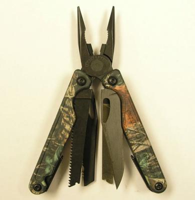 Leatherman Charge Ti, Seclusion 3D finish.jpg